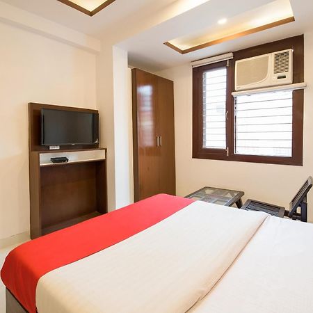Hotel O Melfort Ню Делхи Екстериор снимка
