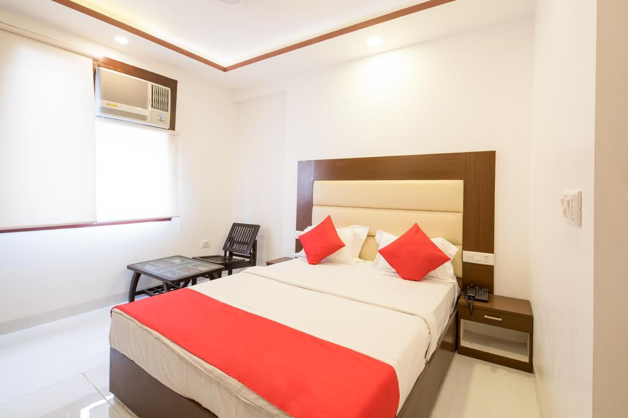 Hotel O Melfort Ню Делхи Екстериор снимка