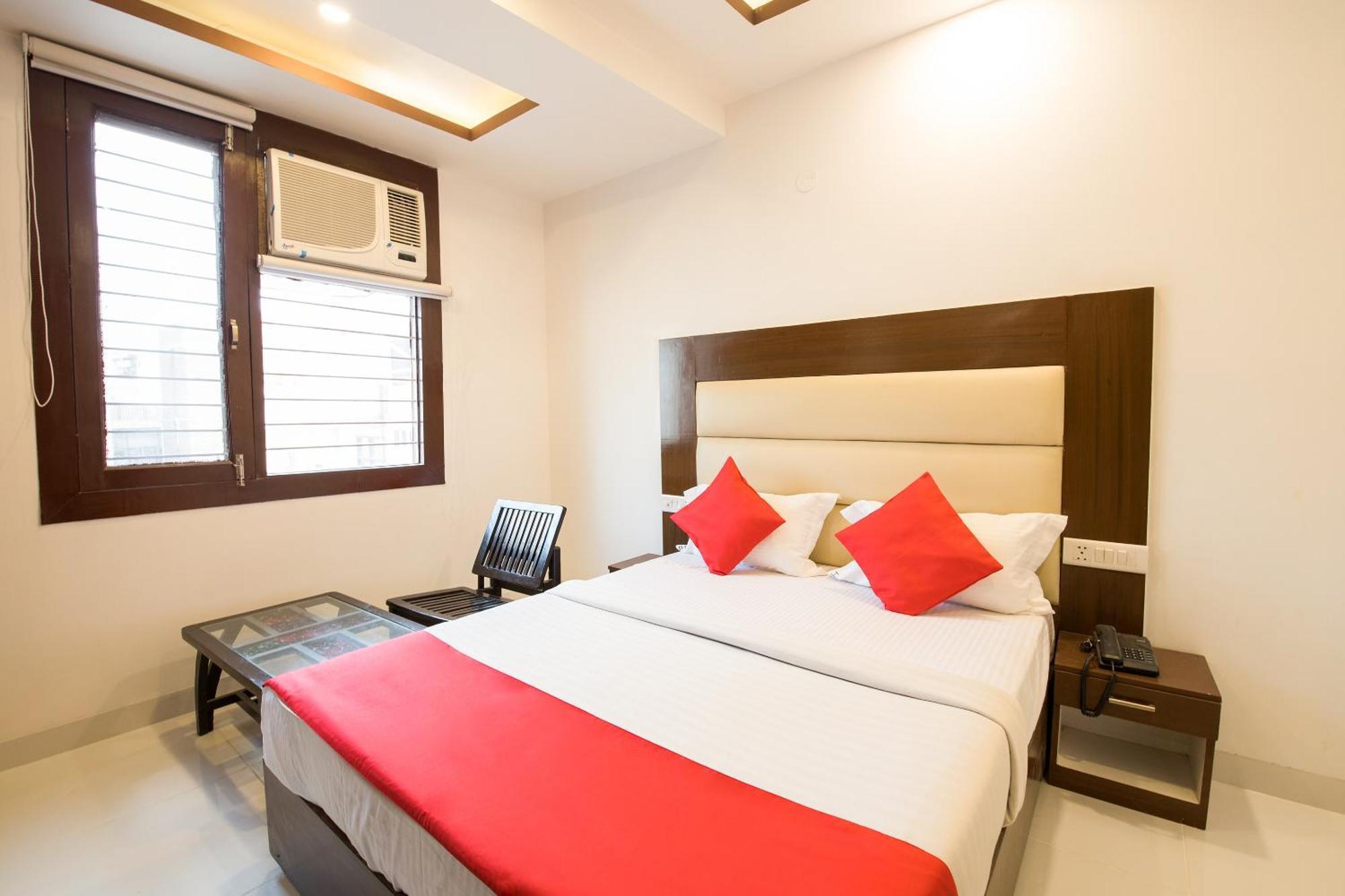 Hotel O Melfort Ню Делхи Екстериор снимка